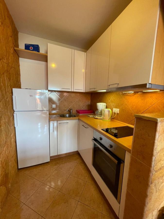 טרוגיר Apartment Jakasa מראה חיצוני תמונה
