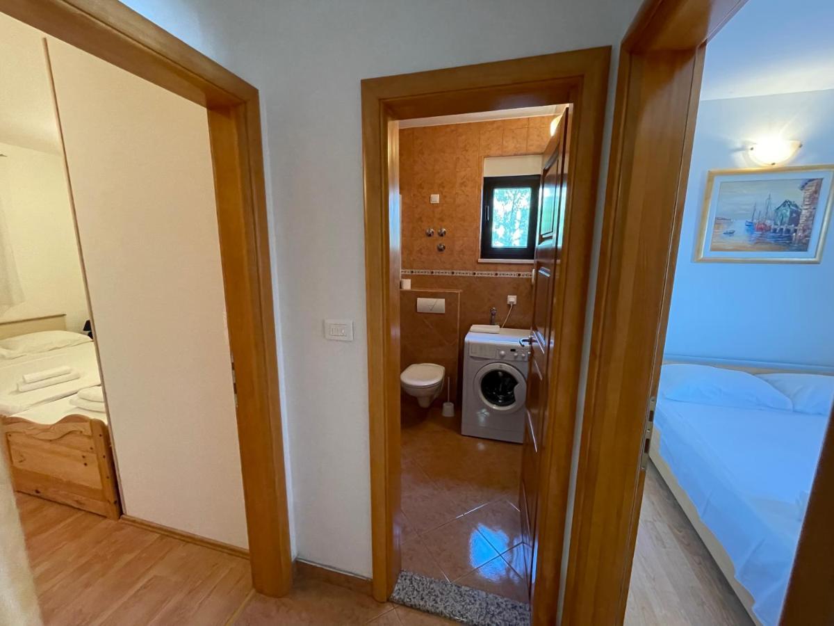 טרוגיר Apartment Jakasa מראה חיצוני תמונה