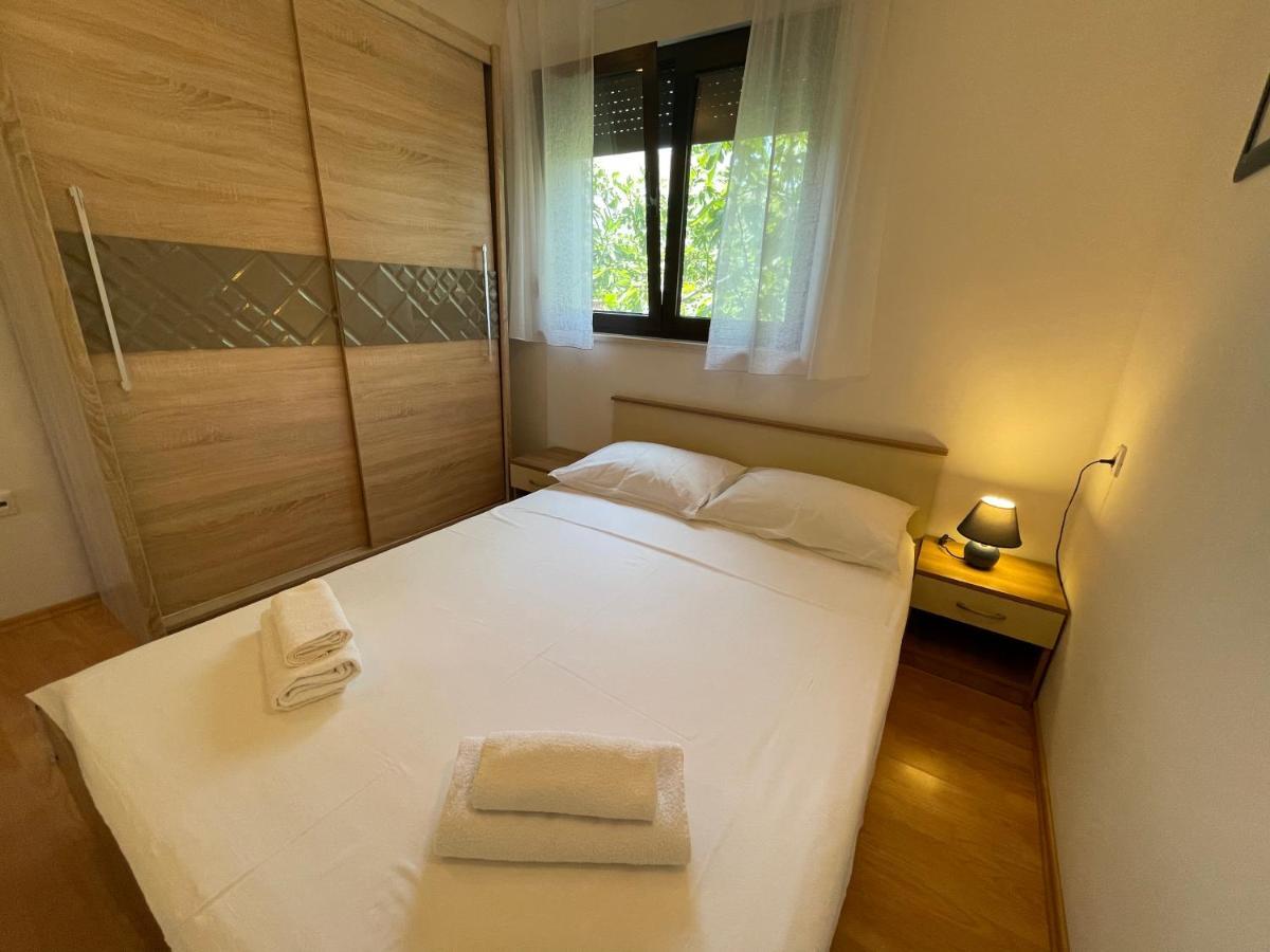 טרוגיר Apartment Jakasa מראה חיצוני תמונה