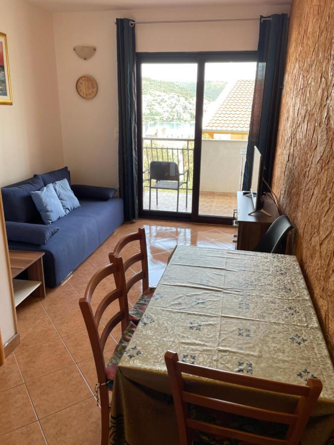 טרוגיר Apartment Jakasa מראה חיצוני תמונה