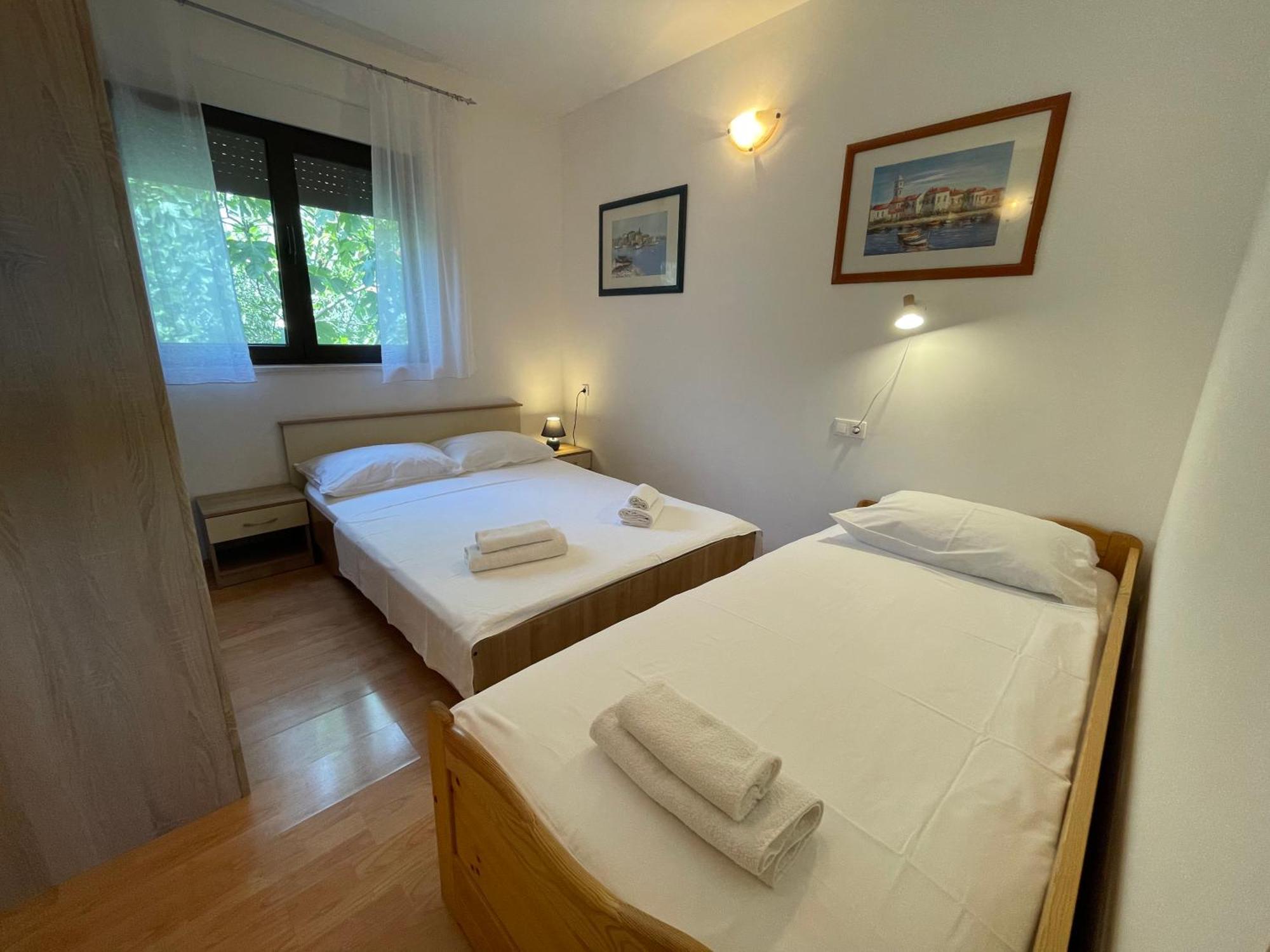 טרוגיר Apartment Jakasa מראה חיצוני תמונה
