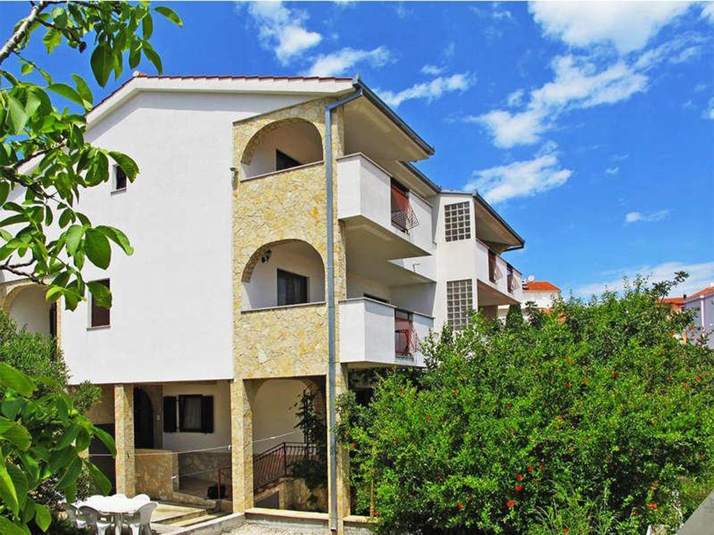 טרוגיר Apartment Jakasa חדר תמונה