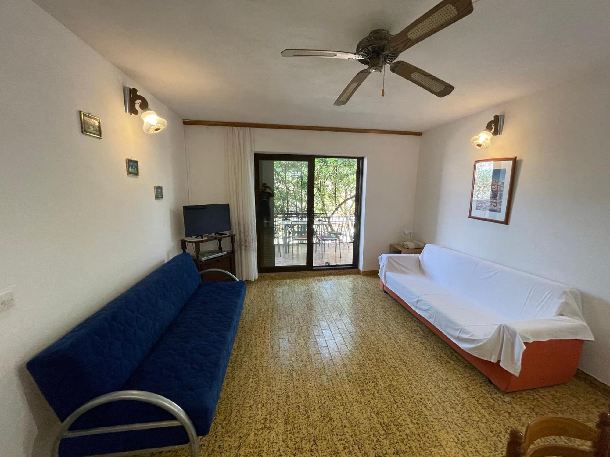 טרוגיר Apartment Jakasa מראה חיצוני תמונה