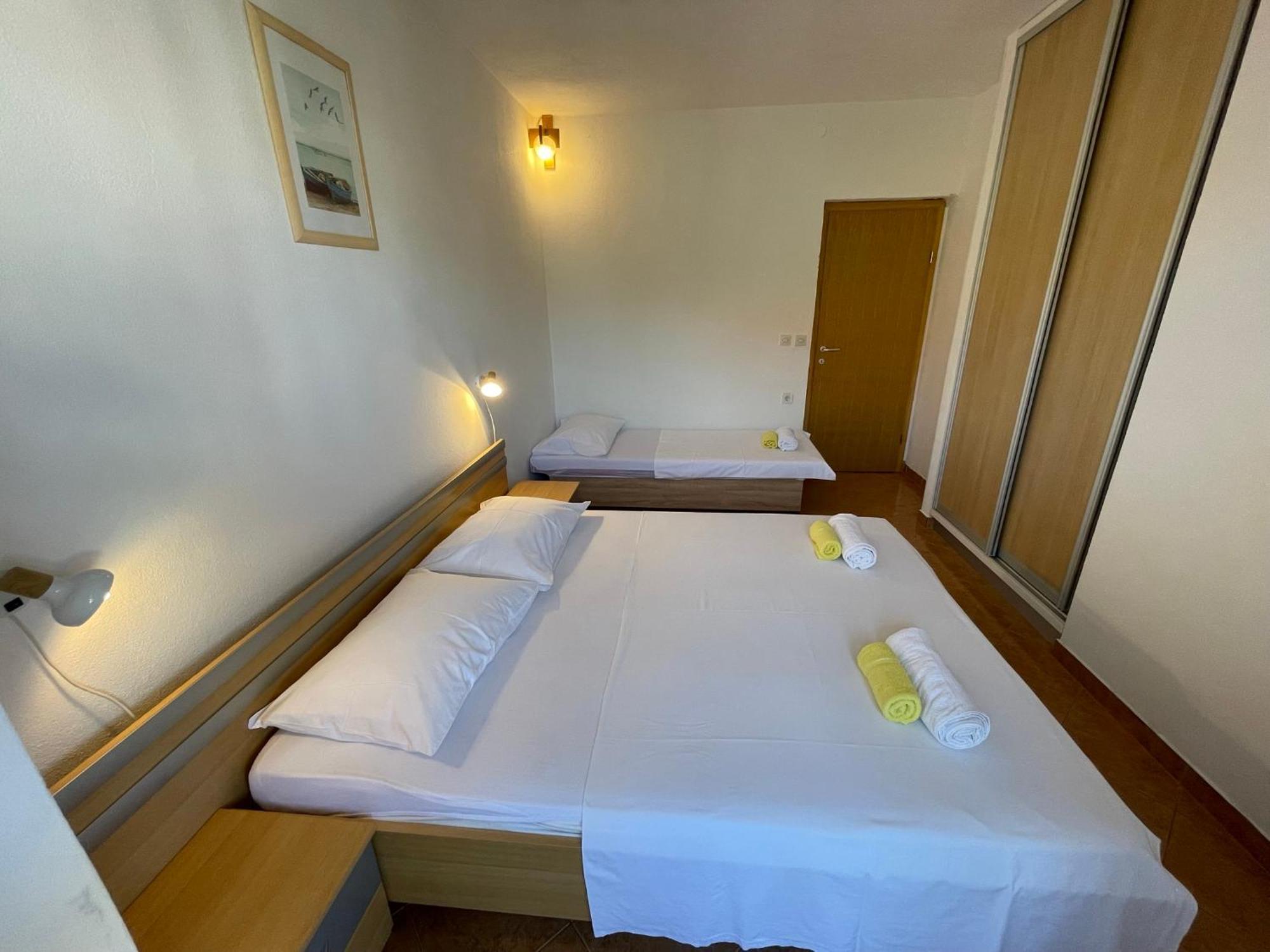 טרוגיר Apartment Jakasa מראה חיצוני תמונה