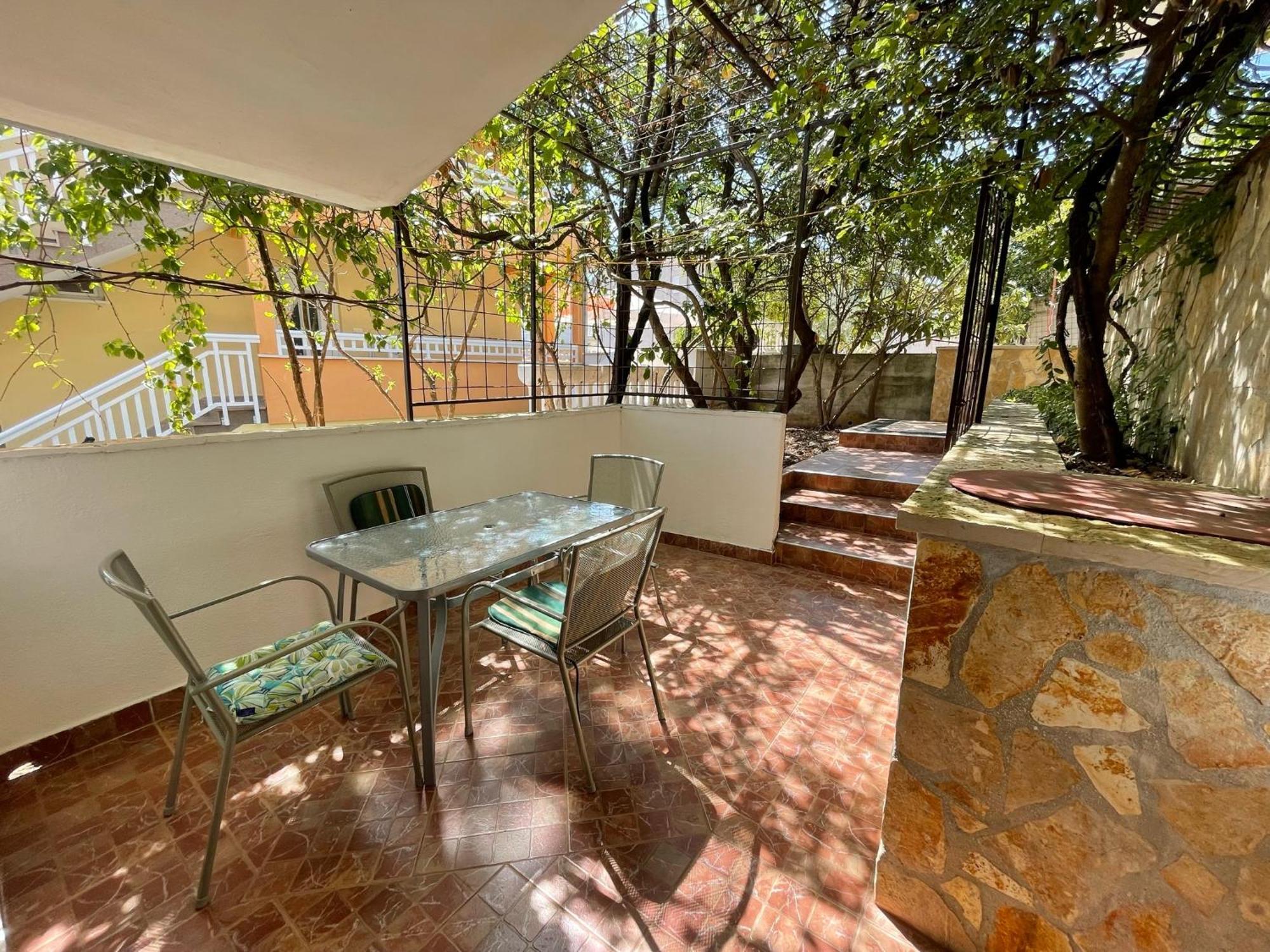 טרוגיר Apartment Jakasa מראה חיצוני תמונה